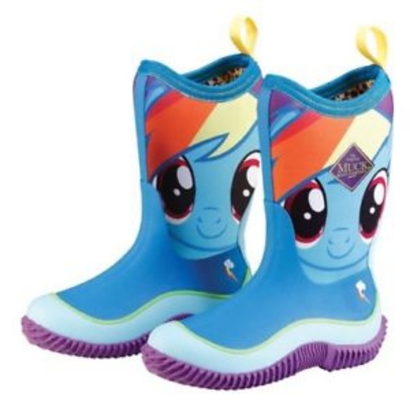 rainbow dash muck boots